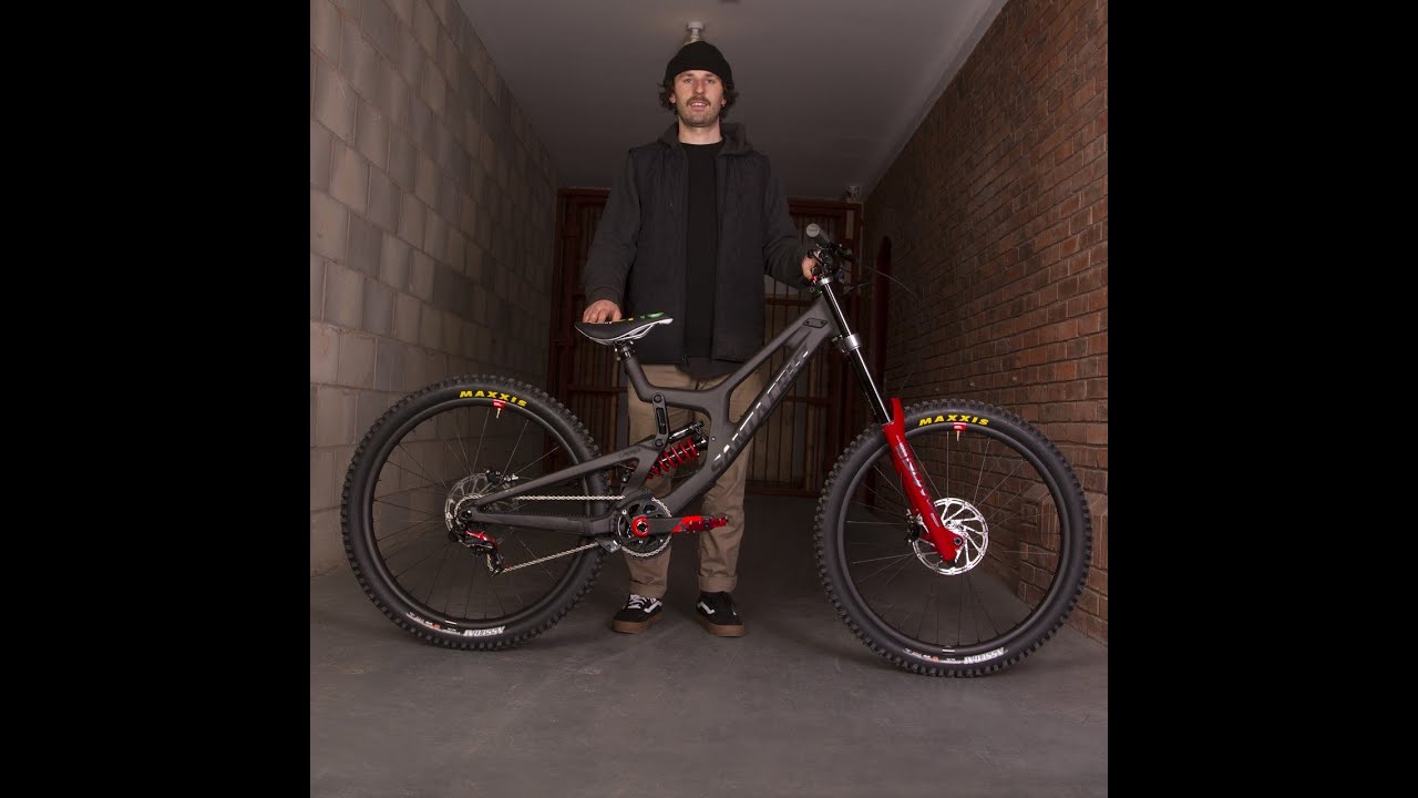 Josh Lewis | First Ride On New V10