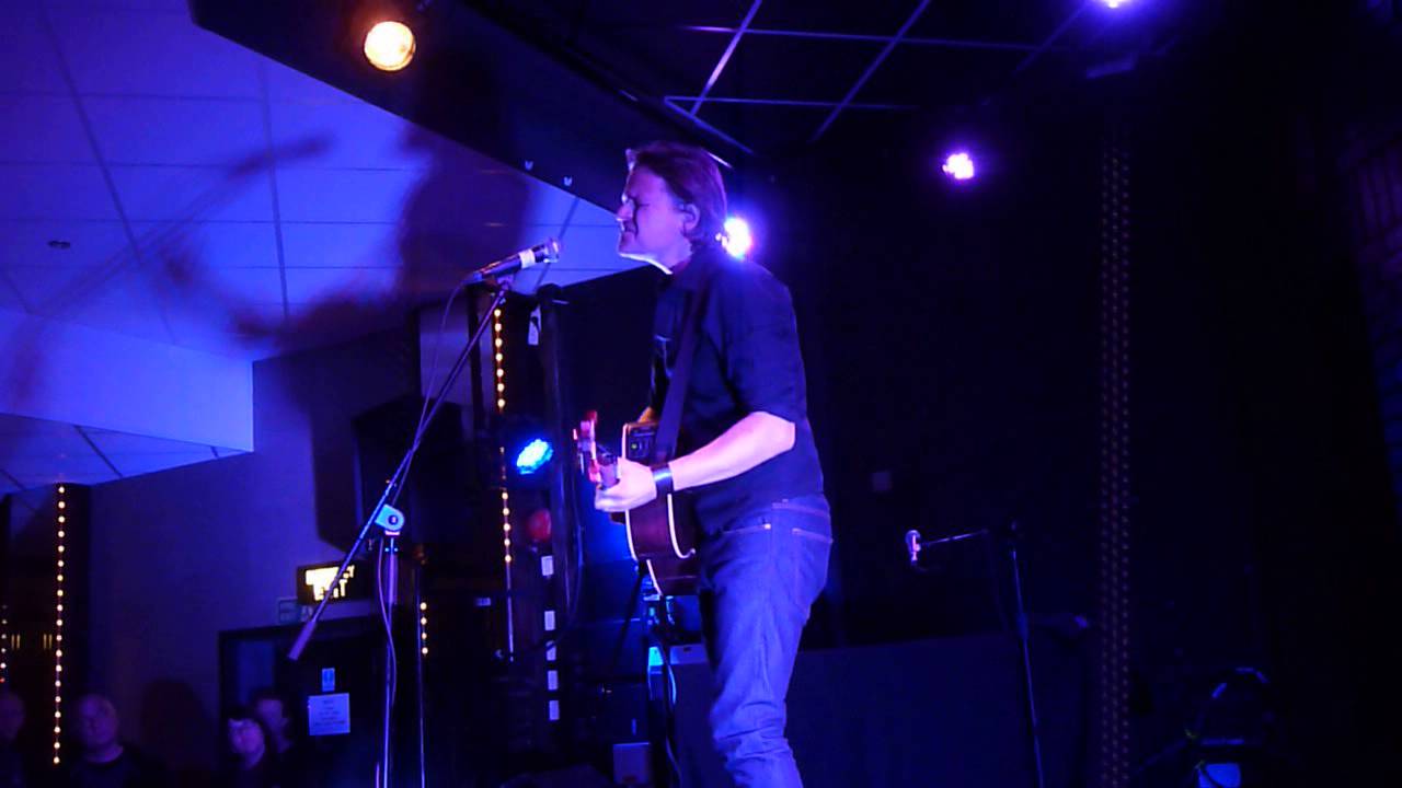 Tom McRae - Jet Engine lullaby - The Brudenell Social Club Leeds 02/11/12