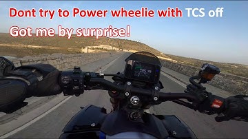 Tried to power wheelie the MT-09 2021 with TCS off,  It
