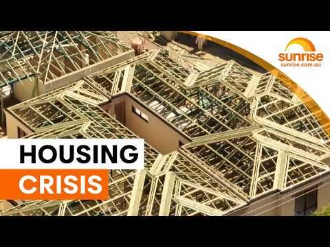Australian home values fall as construction industry faces crisis | Sunrise