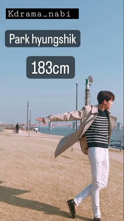 taehyung looks so tiny in wooga squad 😂😂 #bts#kimtaehyung#hyungshik#wooshik#seojoon#peakboy#wooga