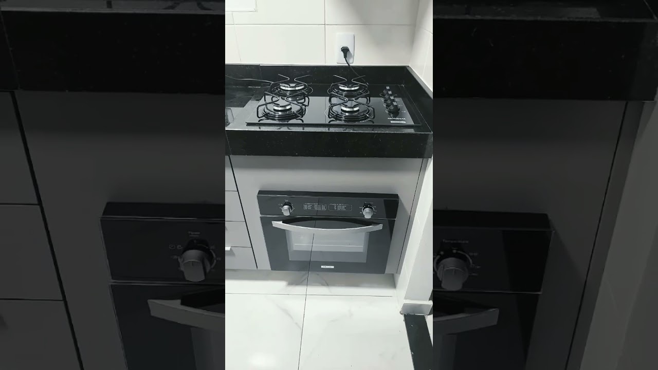 OLHA ESSE ANTES E DEPOIS #apartamentomrv #cooktop #forno #cozinha #antesedepois #mudança #kitchen