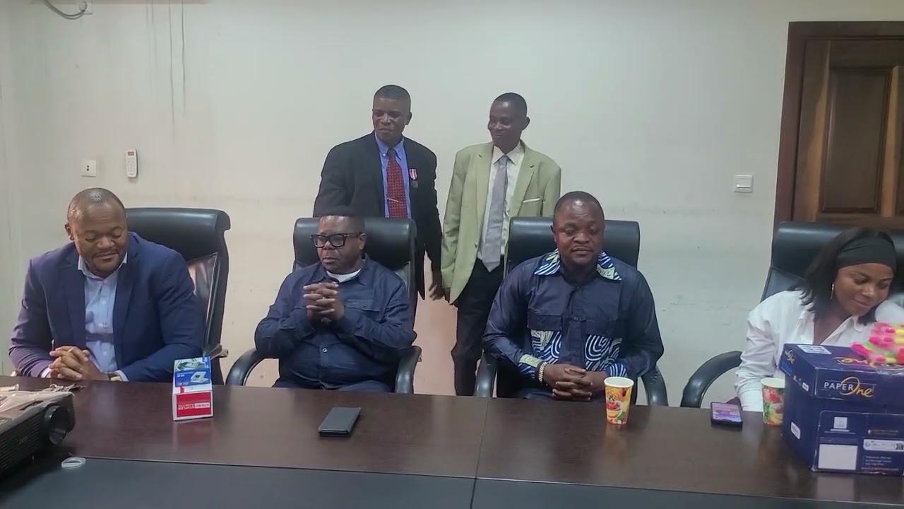 Présentation du médaillés au Comité de Gestion du CNT par Expert Aubry NDUNGI