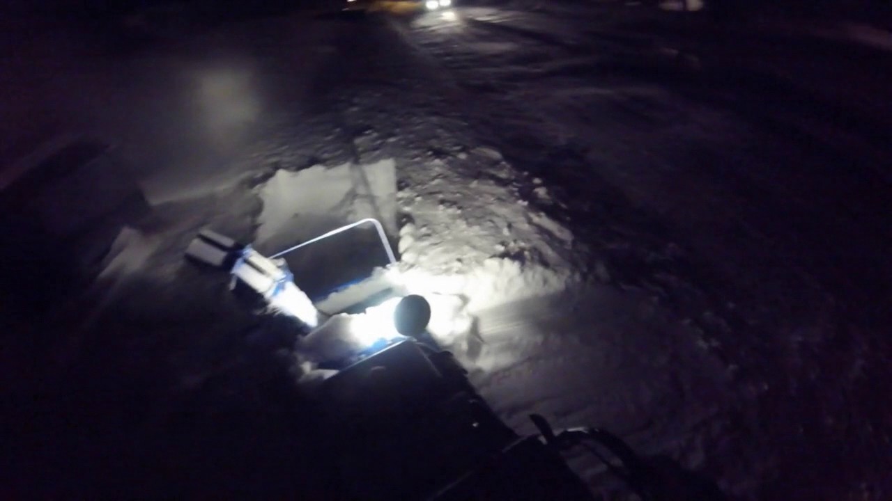 Using The 2017 Yamaha 10Hp Snowblower