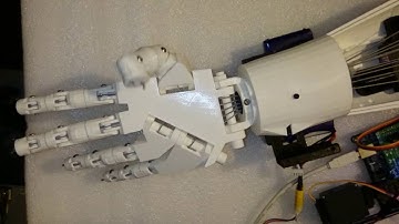 InMoov Wrist gear and Hand+fingers test