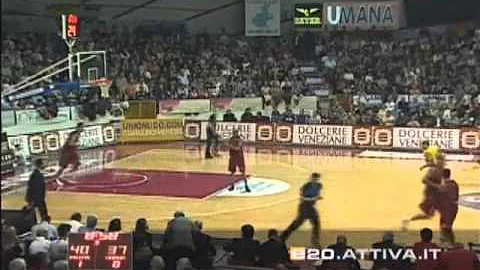 Scoonie Penn & Jarrius Jackson vs Reyer 1.14.2011 ...