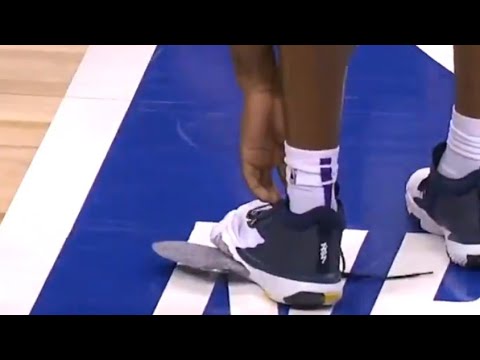 Lakers' Chaundee Brown Jr. ironically blew out a Zion 1 shoe on the ...
