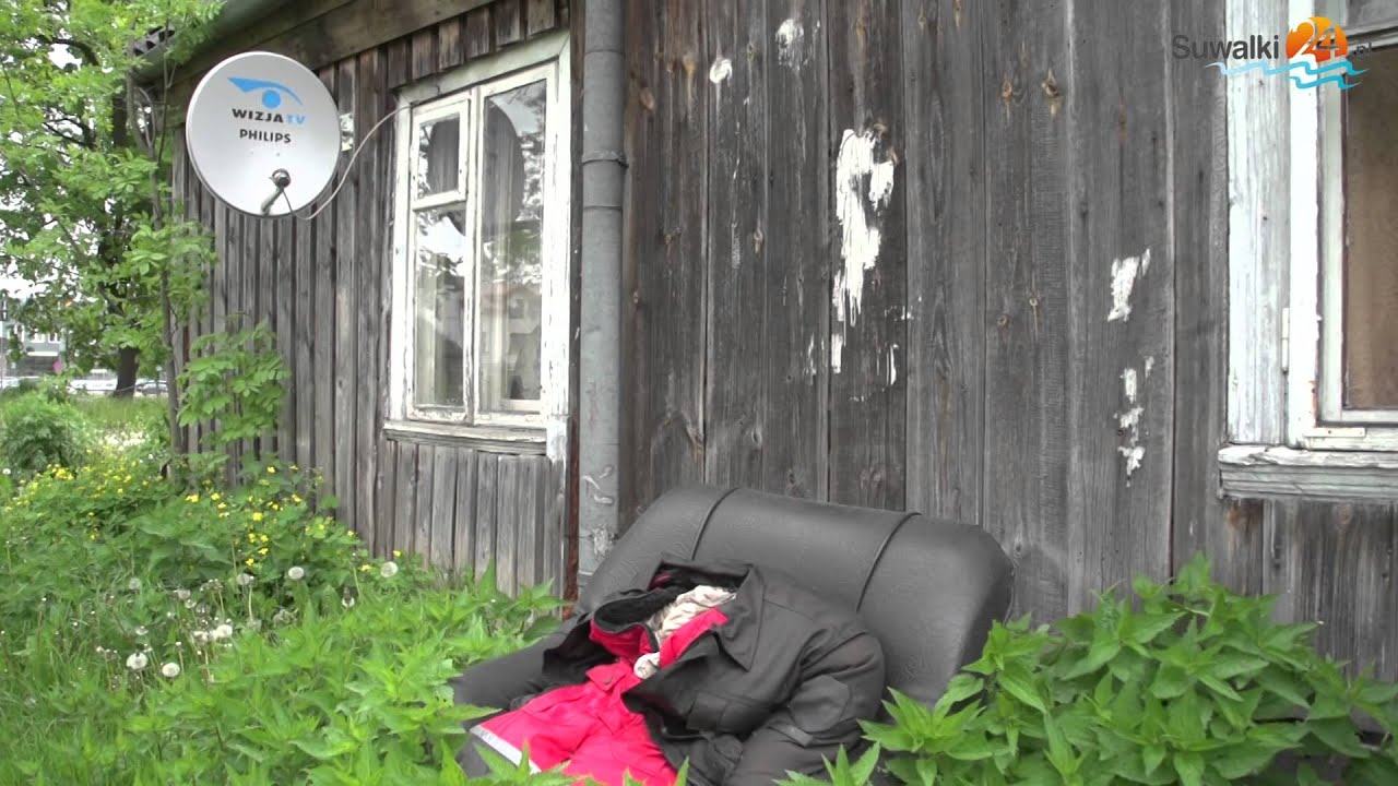 Drewniane Suwałki znikają. Dom przy Noniewicza wciąż stawia opór