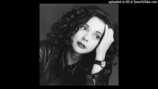 Watch Nanci Griffith Dont Forget About Me video