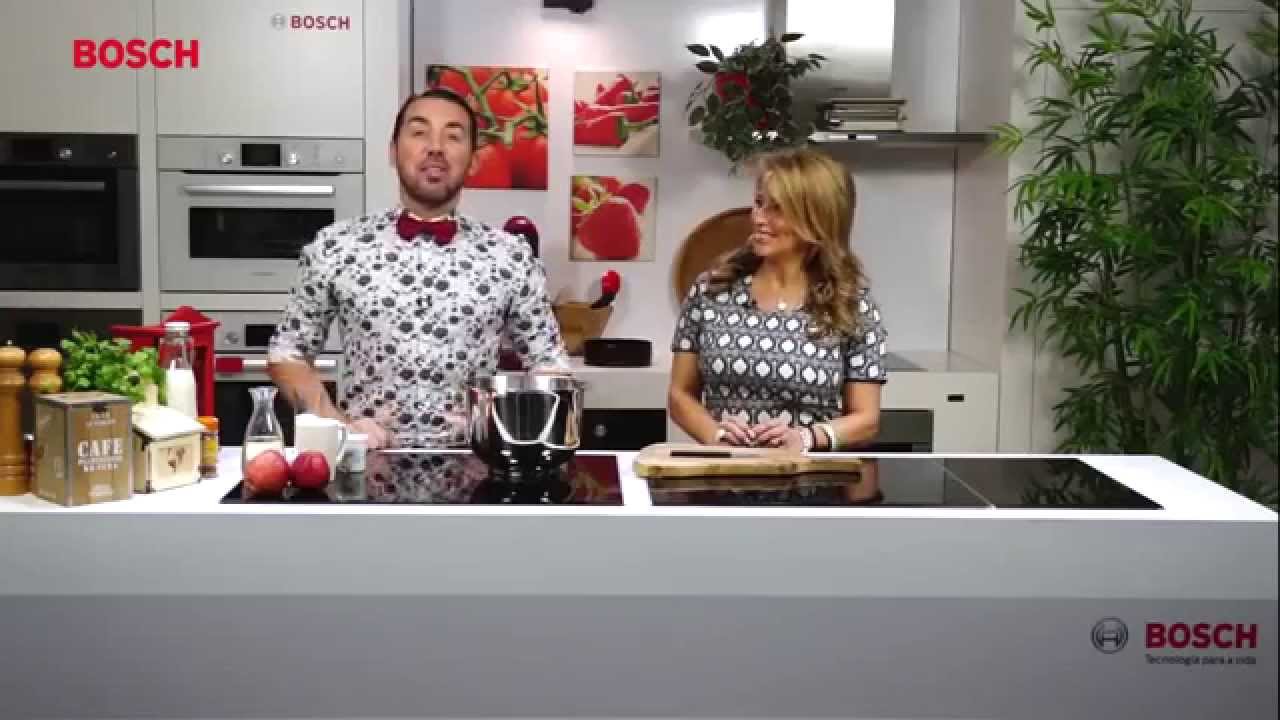 BOLO DE IOGURTE, MAÇÃ E CANELA