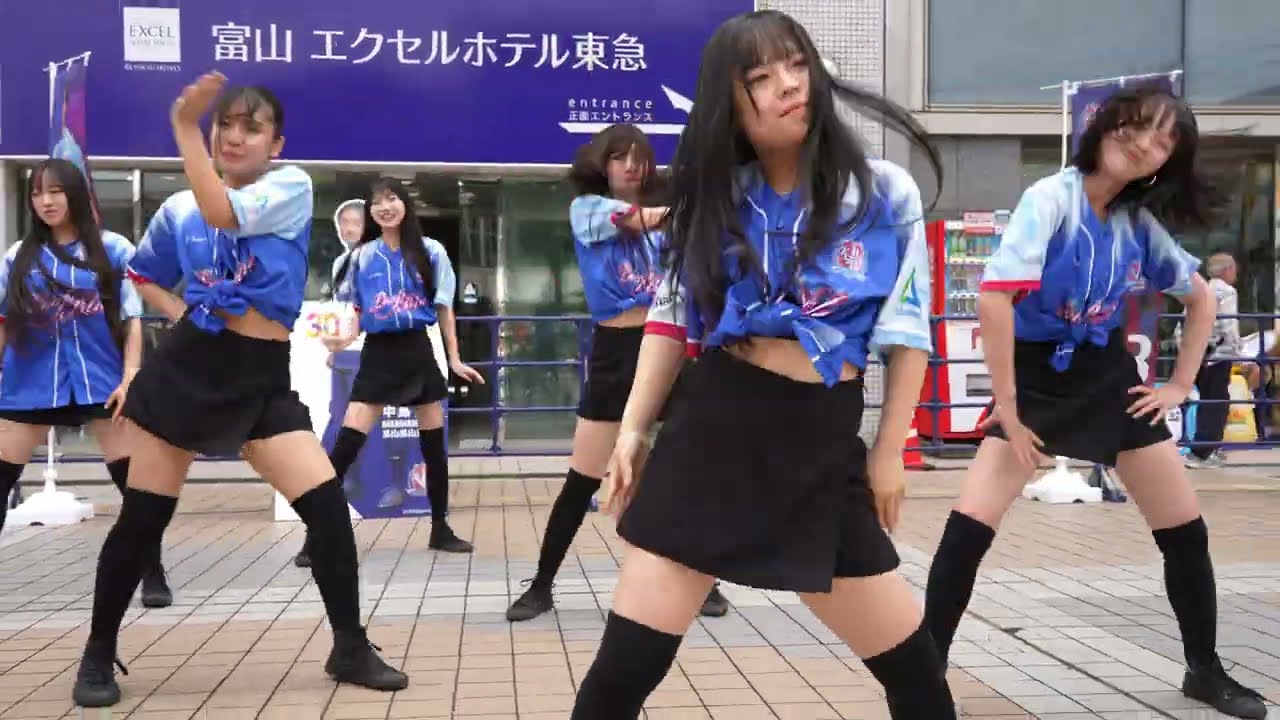 【4K60P】 Leap-Blue 「HANDS UP / MEOVV」@ケーブルテレビ富山開局30周年記念企画 カターレ富山アウェー戦 パブリックビューイング CiC前広場 2026/05/23