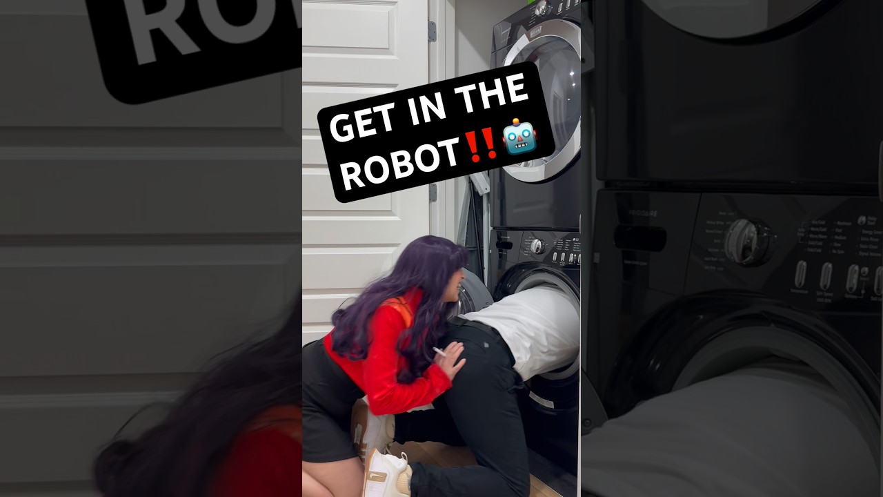 GET IN THE ROBOT SHINJI 🤖 😭 #anime #neongenesisevangelion #misato #shinji