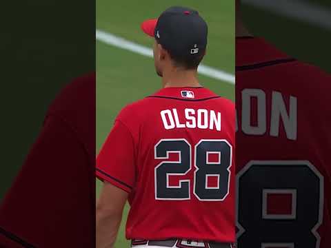 Juan Soto crushes a first-pitch homer! 💪