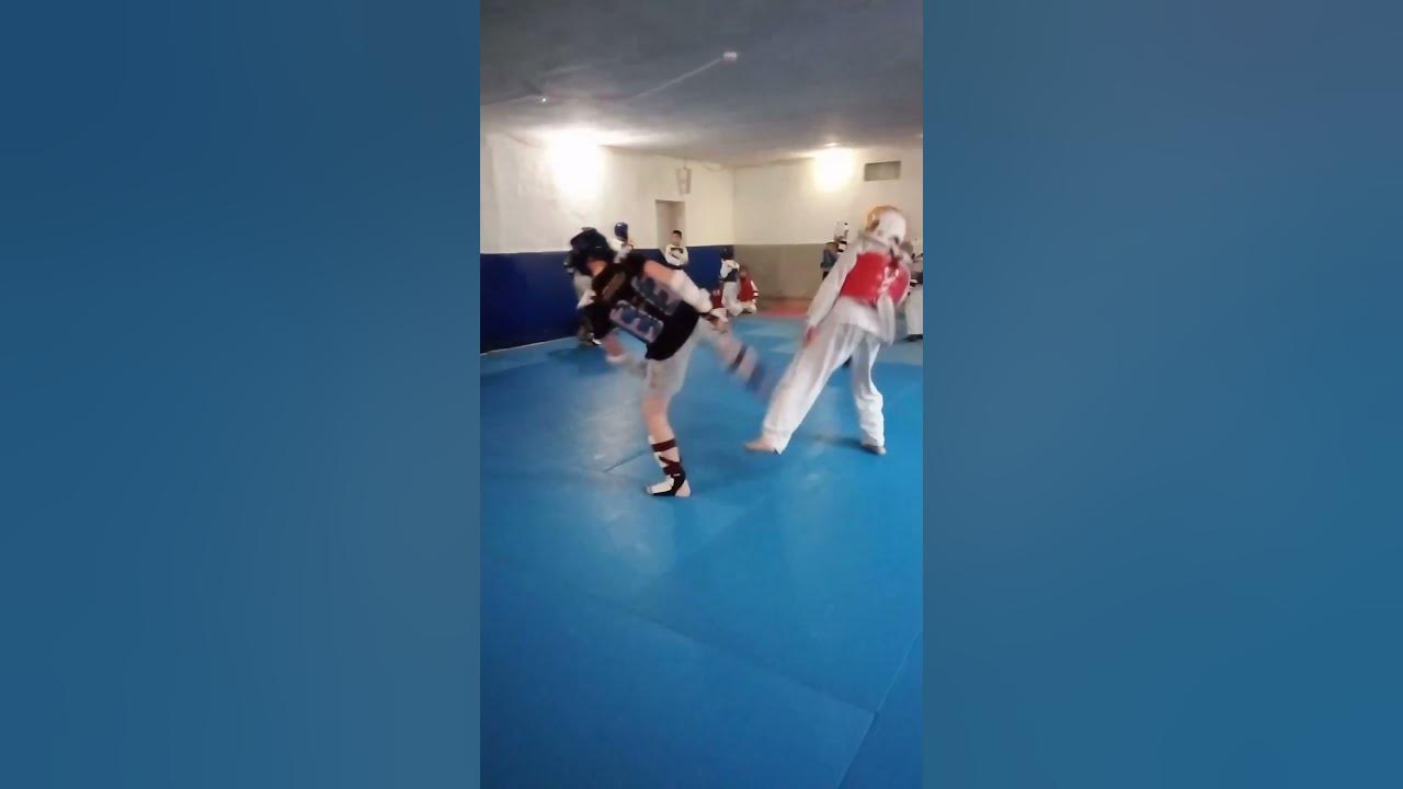 Двит Куби стойка в тхэквондо