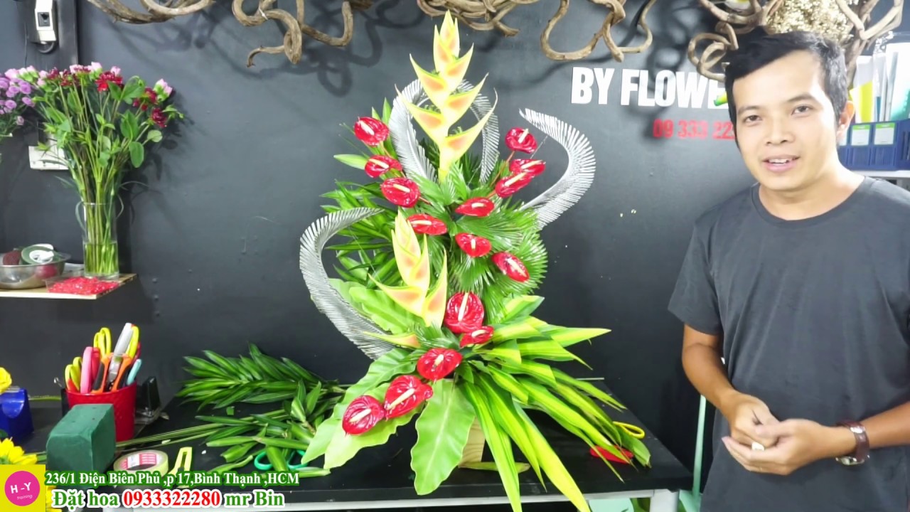 Mẫu cắm hoa Nhà thờ đẹp 81| Cách cắm hoa Chuối lửa 2... - youtube