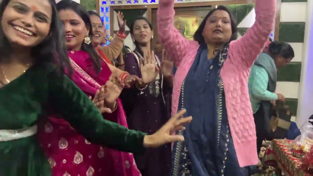 Laal laayi laal layi re