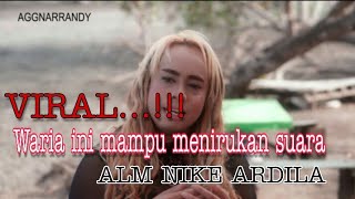 VIRAL - WARIA INI MAMPU MENIRUKAN SUARA ALM NIKE ARDILA (Biarlah ku sendiri)