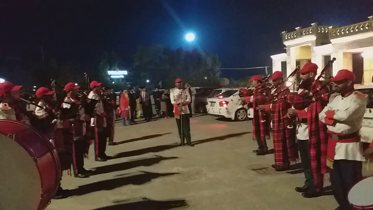 One Sttar Pipe Band Tuch In Lahore Pakistan