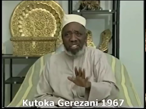 KUMBUKUMBU ZA MZEE AMAN THANI AKIELEZEA ALICHOKIONA NA YALIOMFIKA - 2