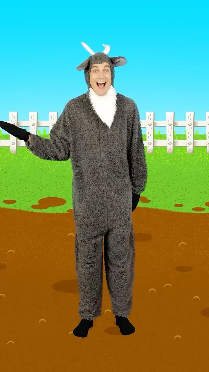 Oh wait! ?? Old MacDonald had a Farm... #nurseryrhymes #oldmacdonald