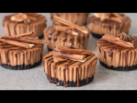 Vídeo: Mini Cheesecakes Com Chocolate Chips