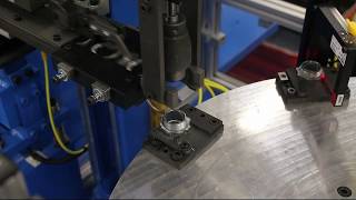 Screw/Nut Driver With Vibratory Feeder Bowl And Horizontal Track (Model SD-111)