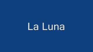 Video voorbeeld van "La luna when the morning comes"