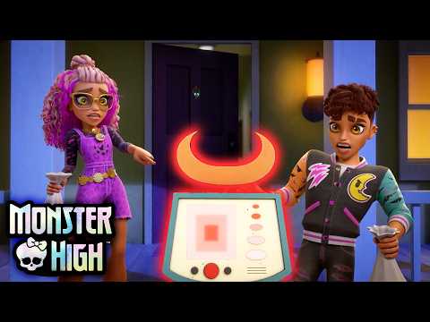 Una caza de monstruos en la casa de Clawdeen | Monster High Spain