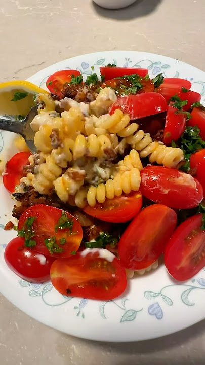 ingredients for a new recipe #turkishpasta #farmersmarket #foryoupage #fyp #explore #recipe #weekend