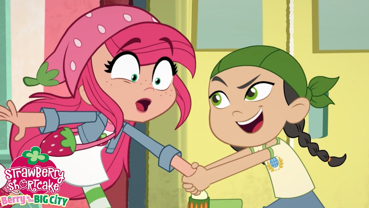 Strawberry Shortcake  🍓 Strawberry Meets Granola Crunch! 🍓 Berry in the Big City