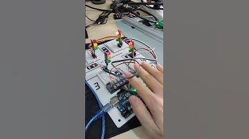 ทดลองไฟจราจร ด้วย Arduino