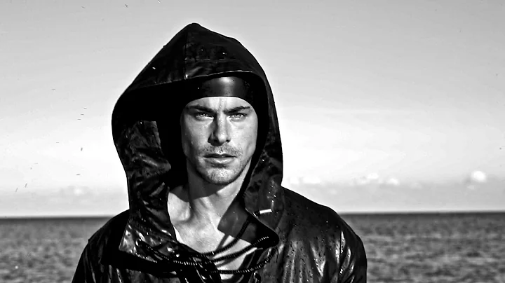 VMAN | Jules Horn Is On the Run