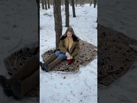 В вашем регионе есть снег? У нас вчера только чуть-чуть выпал и всё #село #деревня