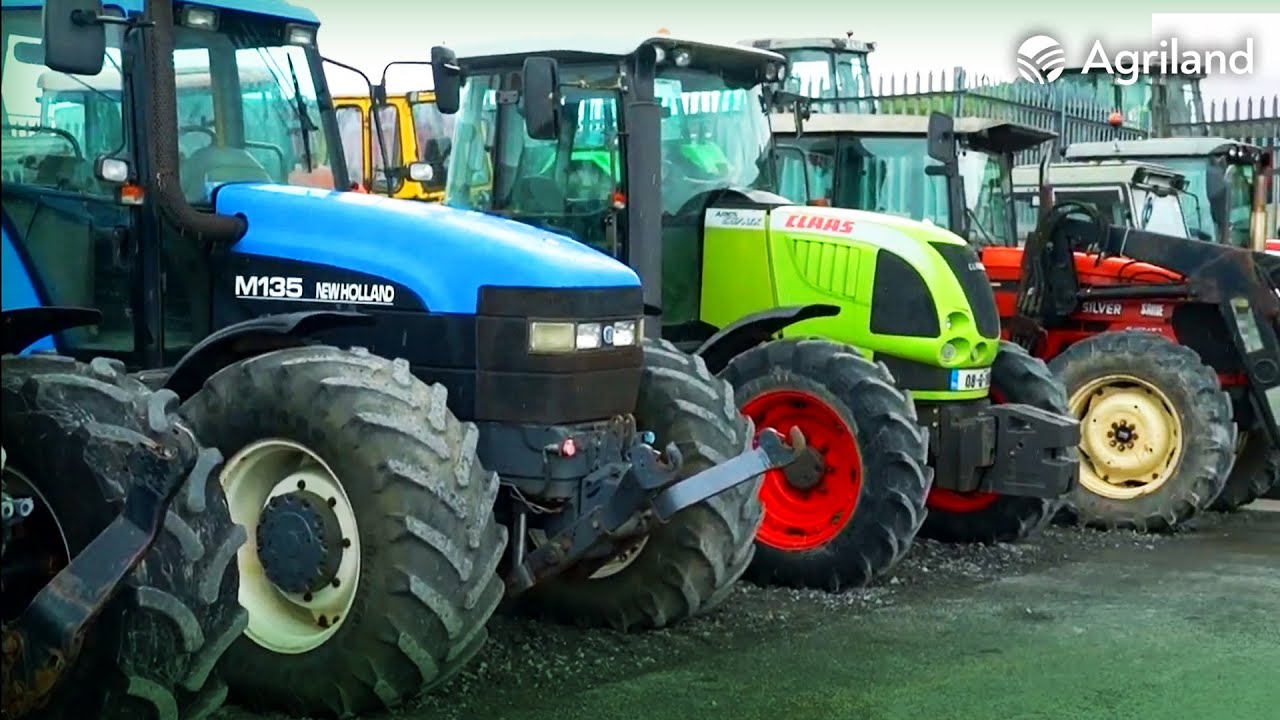 Full Yard of Machinery at Whelan's Garage Open Day