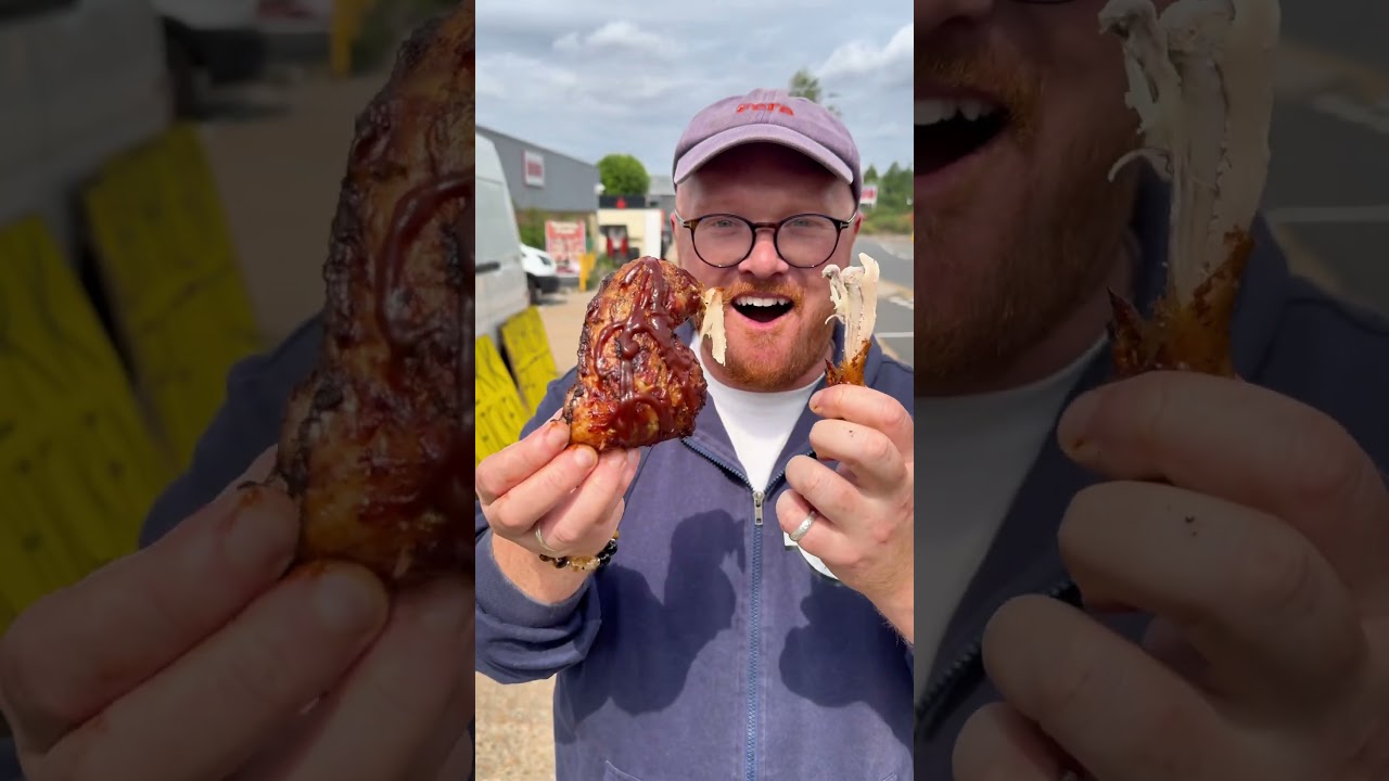 INCREDIBLE Roadside Caribbean restaurant in London! #london #jerk #foodie #shorts