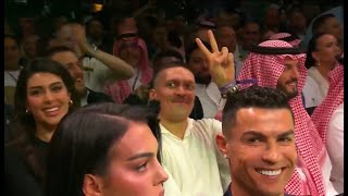 Oleksandr Usyk makes Cristiano Ronaldo laugh