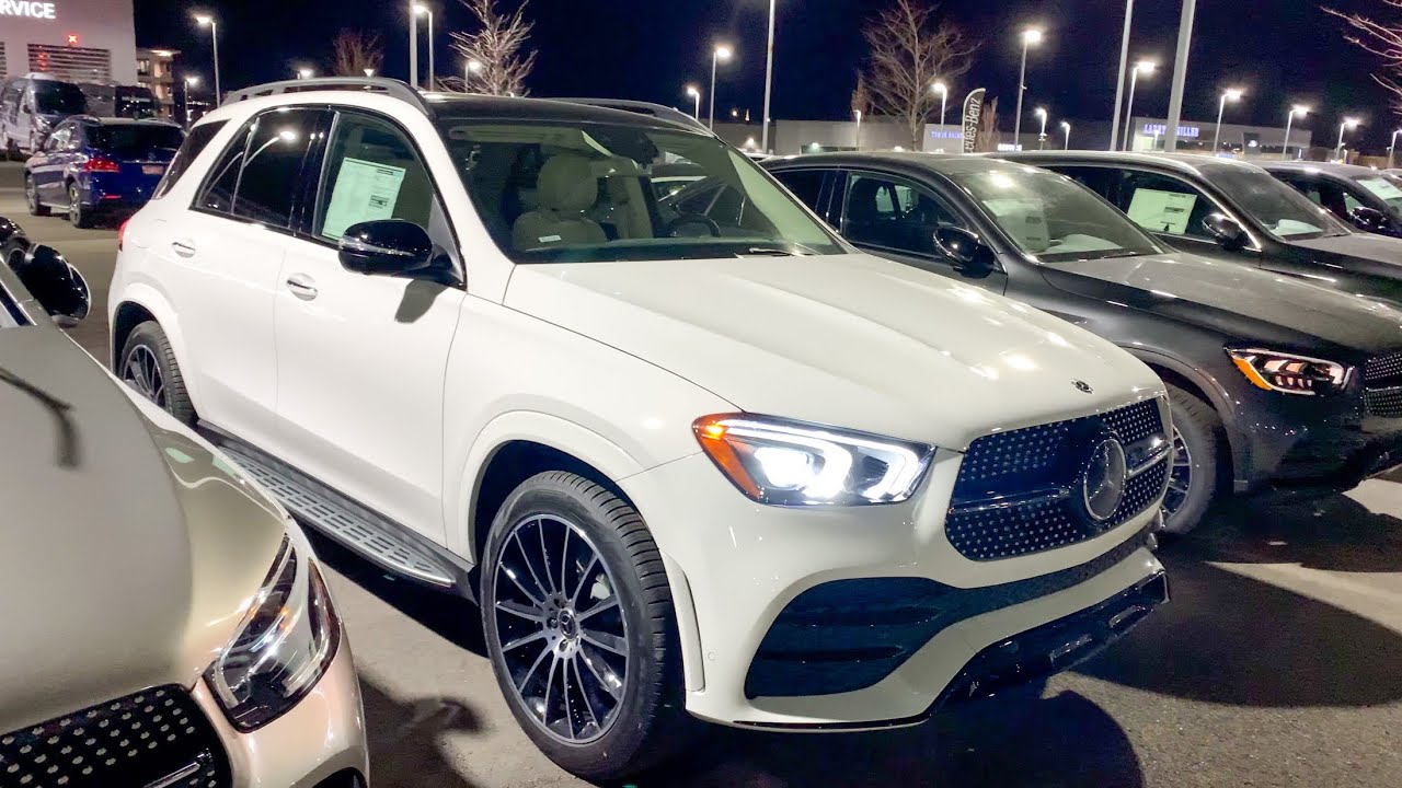 Mercedes Benz Gle 350 4matic Gle 350 Top Features Interior 64 Color Ambient Lighting Youtube Mercedes Benz Gle 350 4matic Gle 350 Top Features Interior 64 Color Ambient Lighting Youtube