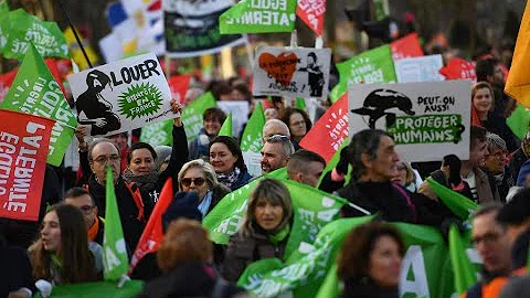 Thousands protest against new French bioethics bill ahead of Senate review - DayDayNews