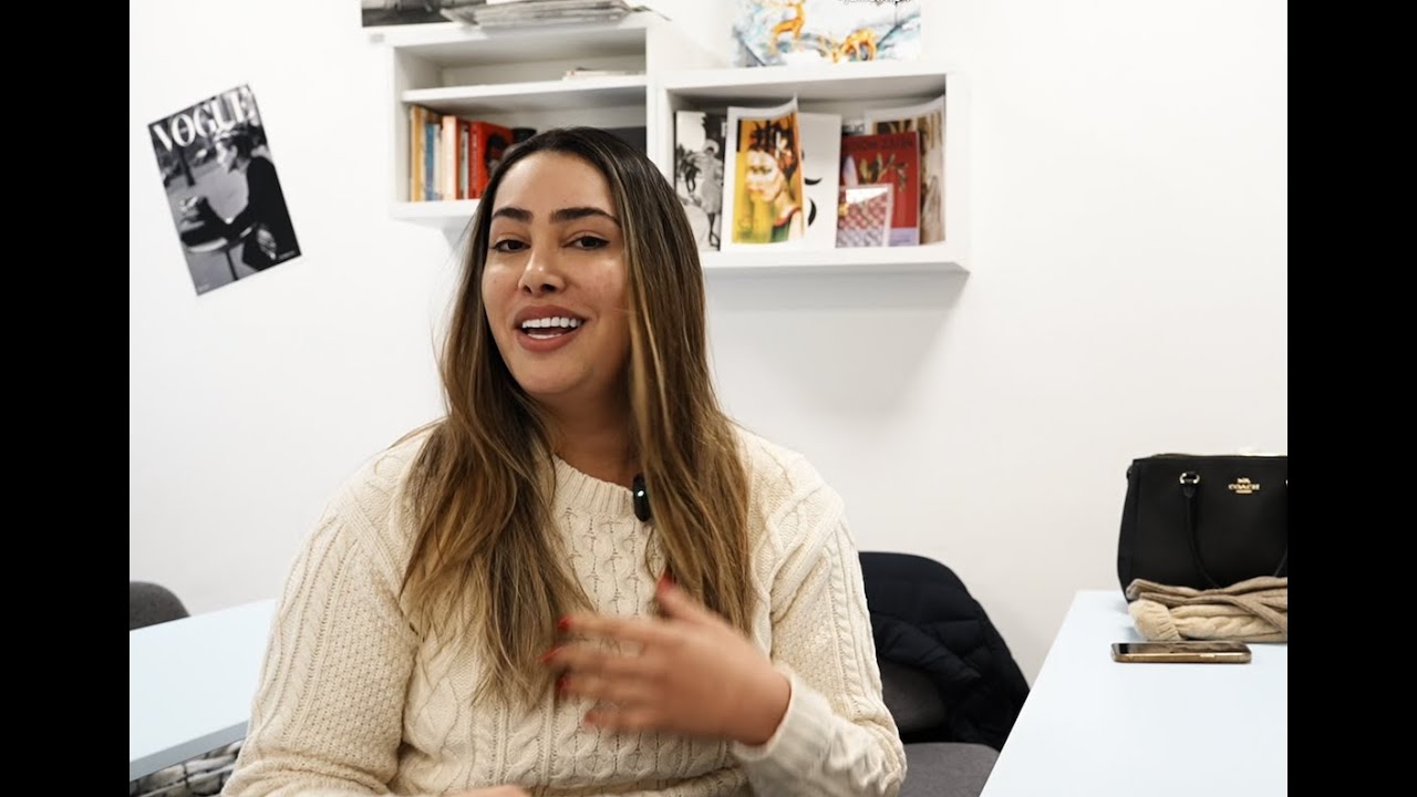 Jullie 🇧🇷 — Brazilian Lawyer Learning French at EDAM