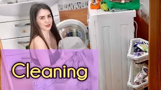 House Cleaning - Making a Bed