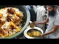 ROAD THAALI BIRYANI | Daig Wali Biryani | Beef Biryani Street Food of Karachi Pakistan