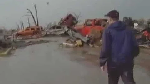 Joplin Tornado: The Weather Channel's Mike Bettes ...