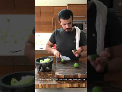 القواكمولي صلصة للتغميس لذيذة لعشاق الافوكادو وصفه للشيف احمد الزامل