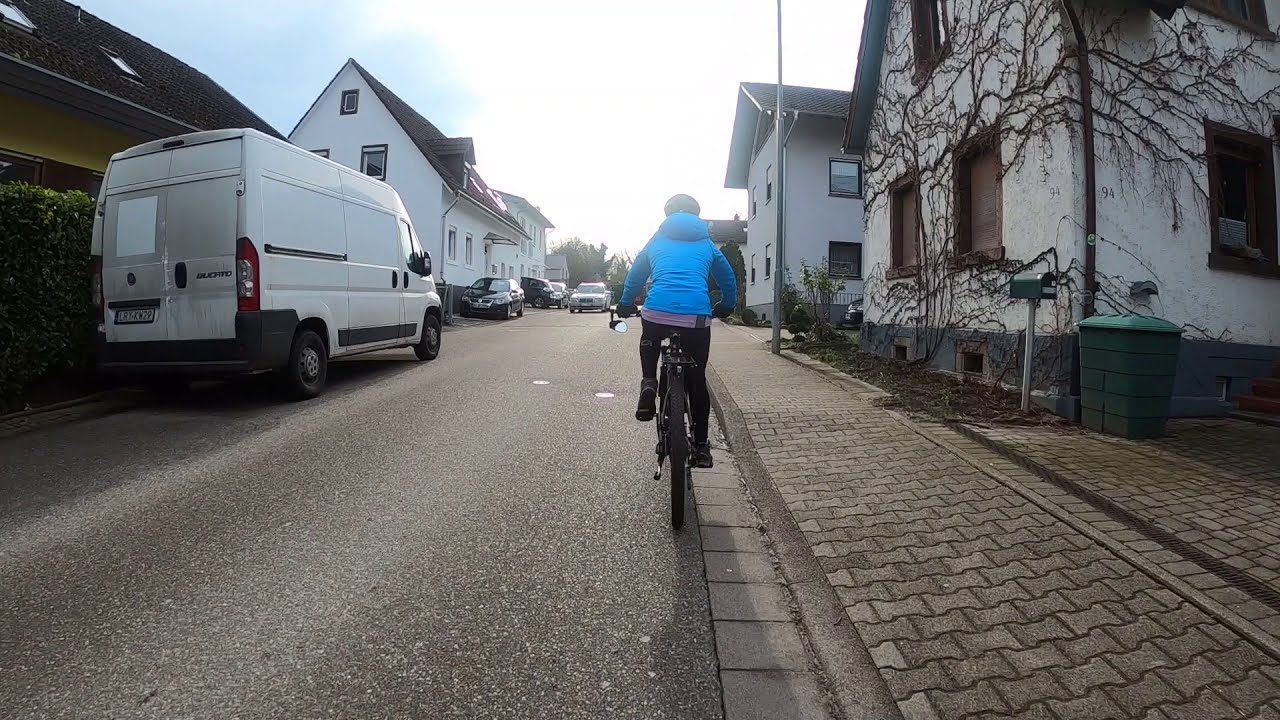 Fahrt mit dem Rad durch Malsch