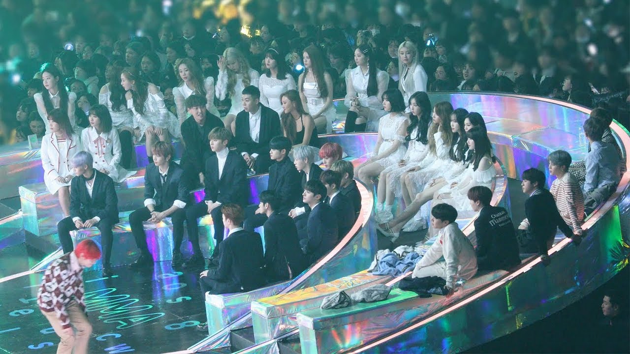 BTS, GFRIEND, WannaOne Reaction to THE BOYZ (더보이즈 무대보는 방탄소년단 여자친구 워너원) 4K 직캠 by 비몽