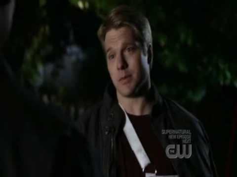 Smallville - Bulletproof - Dan Turpin and Clark ha...