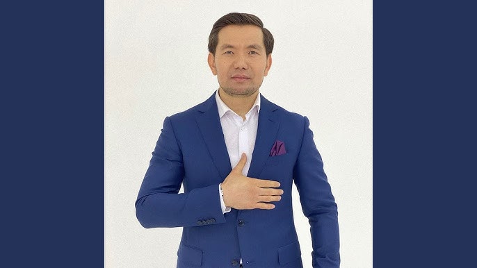 Алисия Лорен мен Милена Вельбаның супер кеуделері