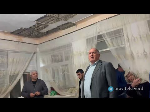 Премьер Дагестана посетил дома жителей Буйнакска, которые пострадали от града