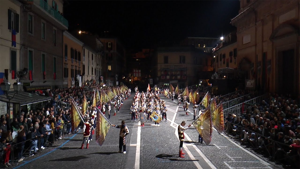 Nobile Contrada Trinità - Esibizione Sbandieratori e Musici 2019