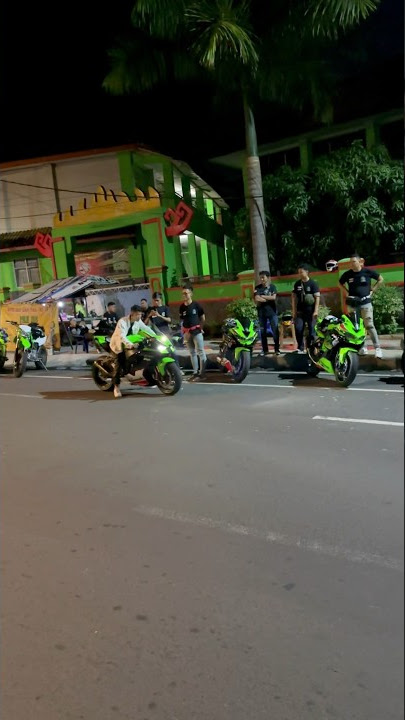 Uji kontrol peluncuran mode balapan ZX10R #shorts